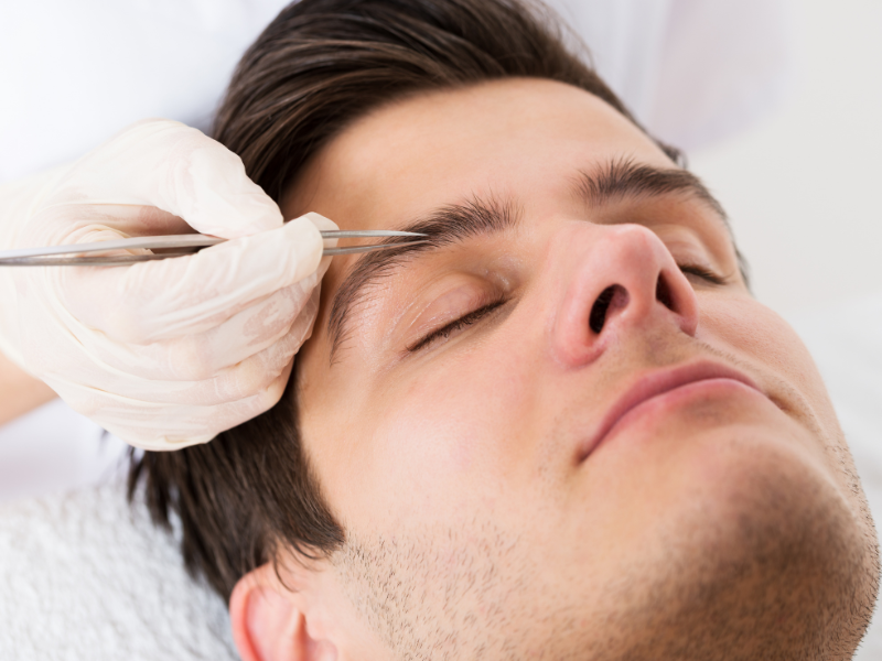 Men’s Eyebrow Grooming: A Complete Guide to Trimming, Tools, Growth, and Care