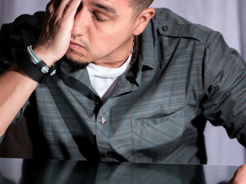 Men’s Eyebrow Grooming & Problems: A Complete Guide to Maintenance, Common Mistakes, and Care